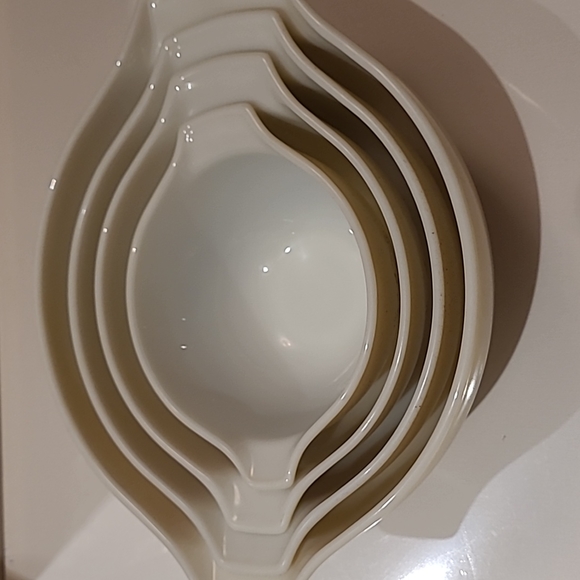 2)Vintage  Pyrex forest fancies mushrooms 444-4qt. 443-2.5l. 442-1.5l. 441-750ml - Picture 4 of 4